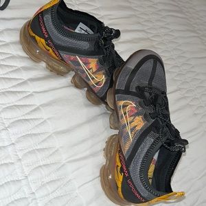Women running/exercise shoes